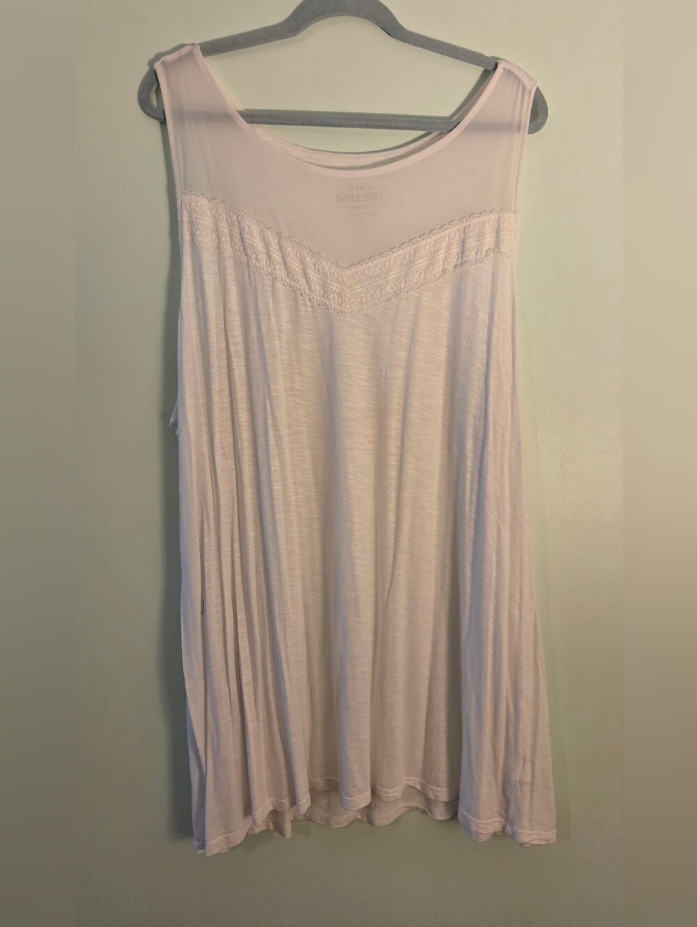Torrid White Lace-Trim/Sheer Sleeveless Tank